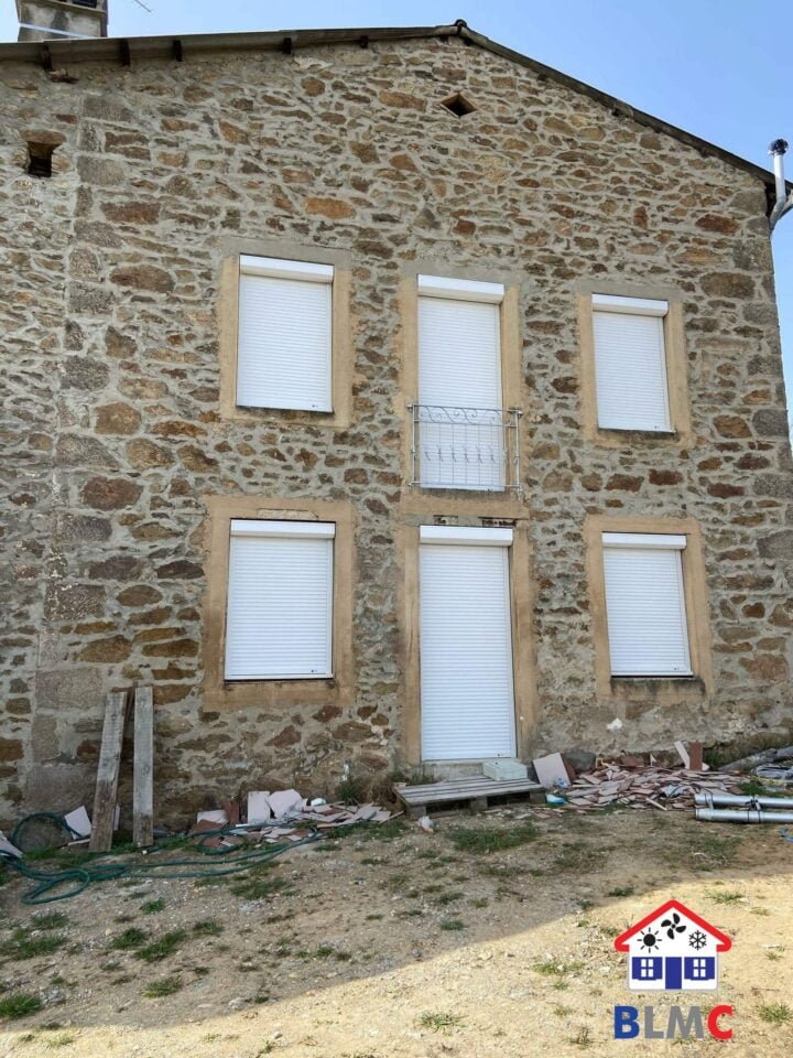 https://blmc.pro/realisation/installation-volet-roulant-69420-les-haies/ après